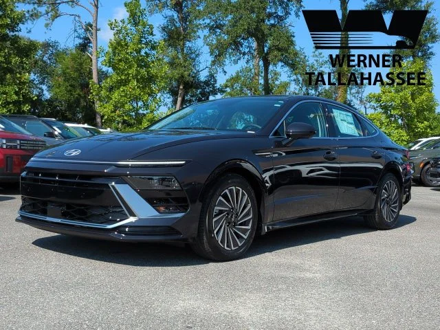 2025 Hyundai Sonata Hybrid
