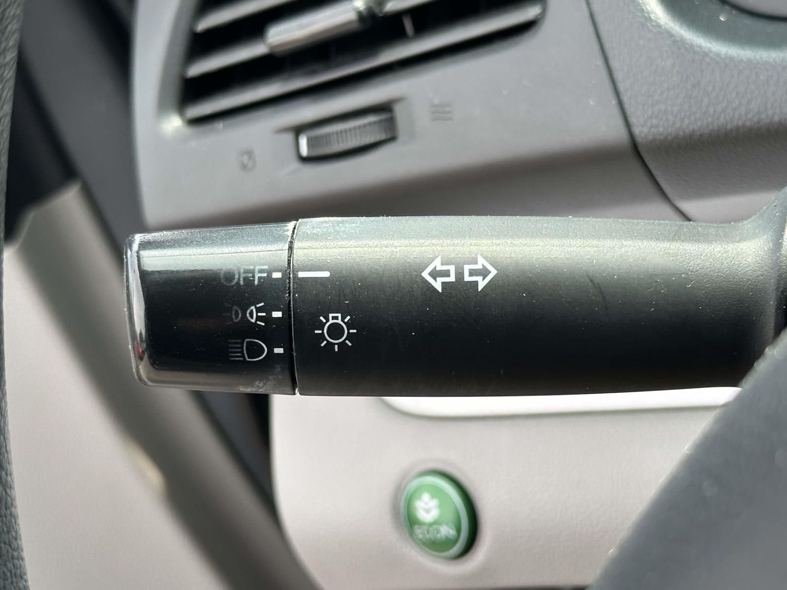 Used 2014  Honda LX image 32