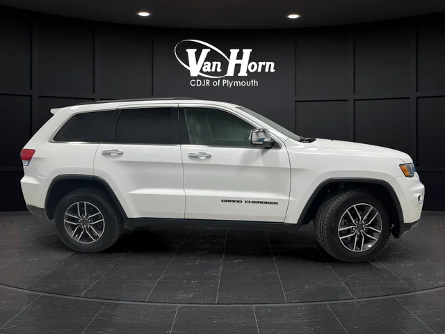 Used 2019 Bright White Clearcoat Jeep Limited image 8