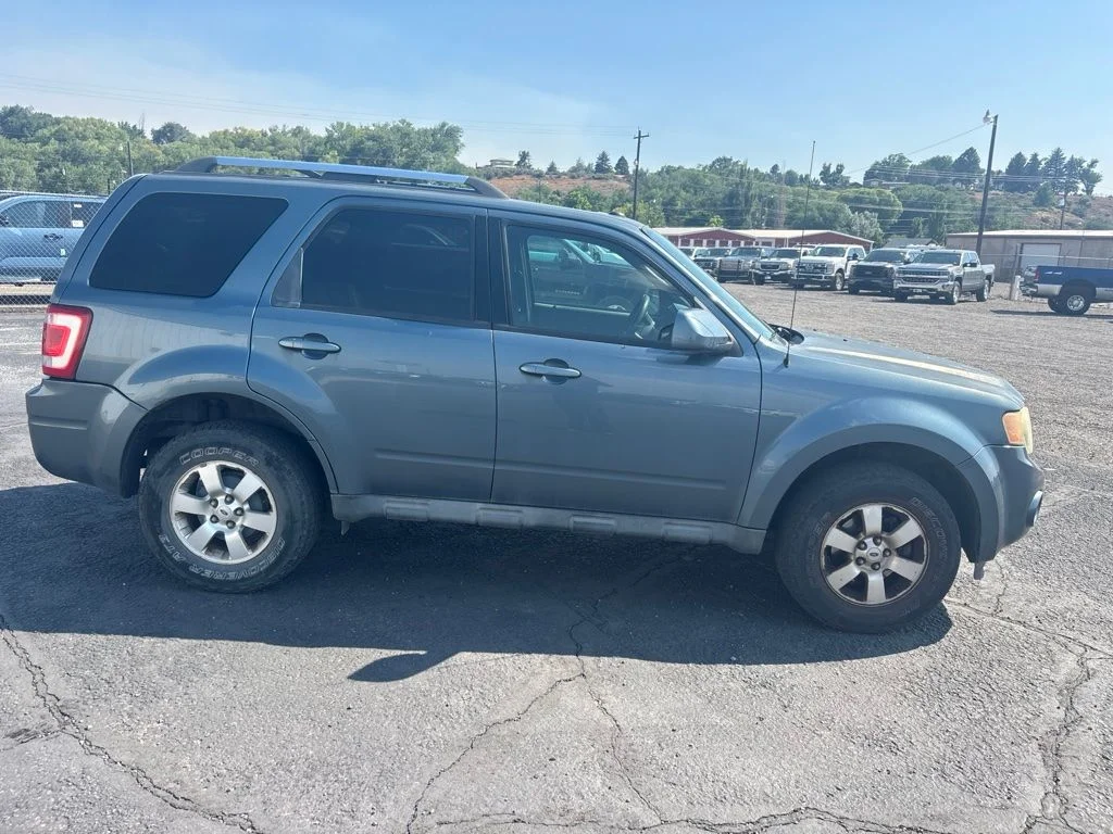 Used 2011 Blue Ford Limited image 4