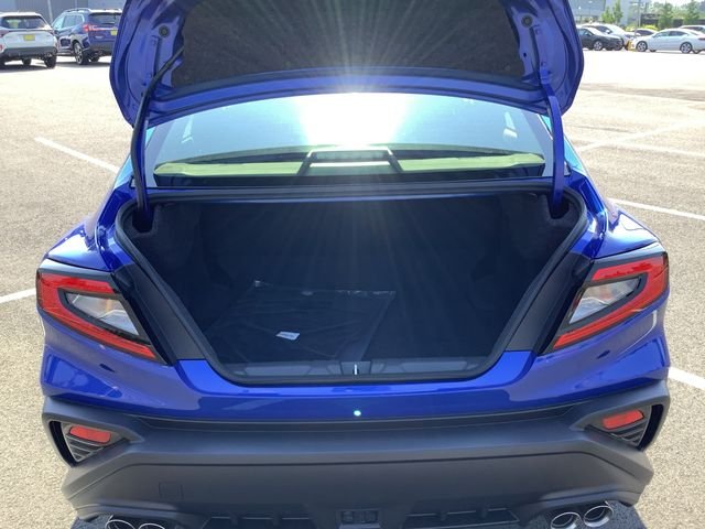 New 2026 WR BLUE PEARL Subaru Base image 18