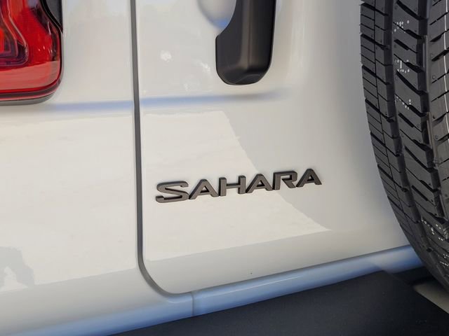 2025 Jeep Wrangler 4-Door Sahara - Photo 9