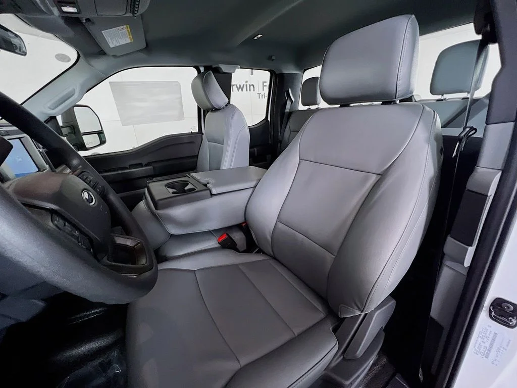 New 2026 Oxford White Ford XL image 20