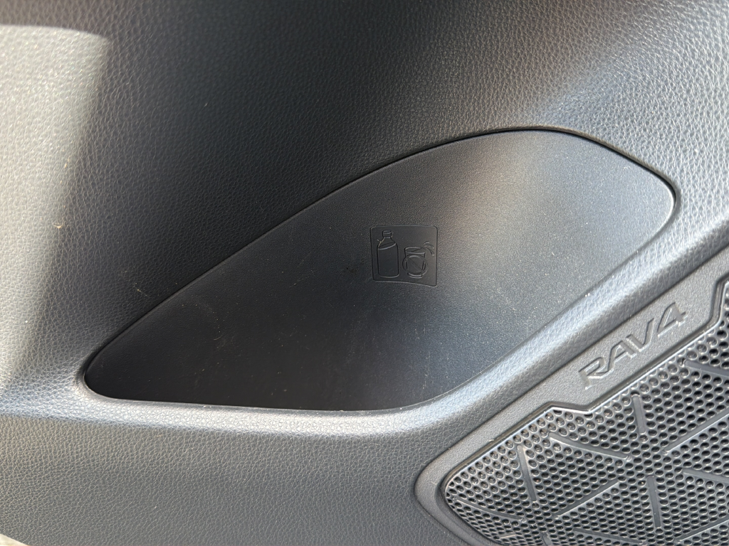 Used 2024 White Toyota LE image 27