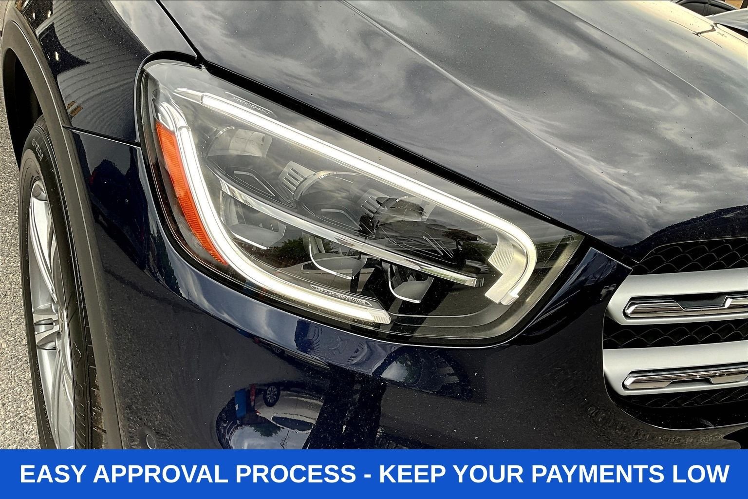 Used 2021 Blue Mercedes-Benz GLC 300 image 40