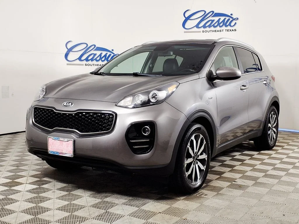 Used 2017 Silver Kia EX image 5