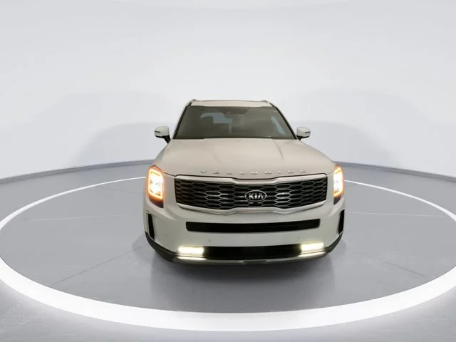Used 2021 White Kia SX image 9
