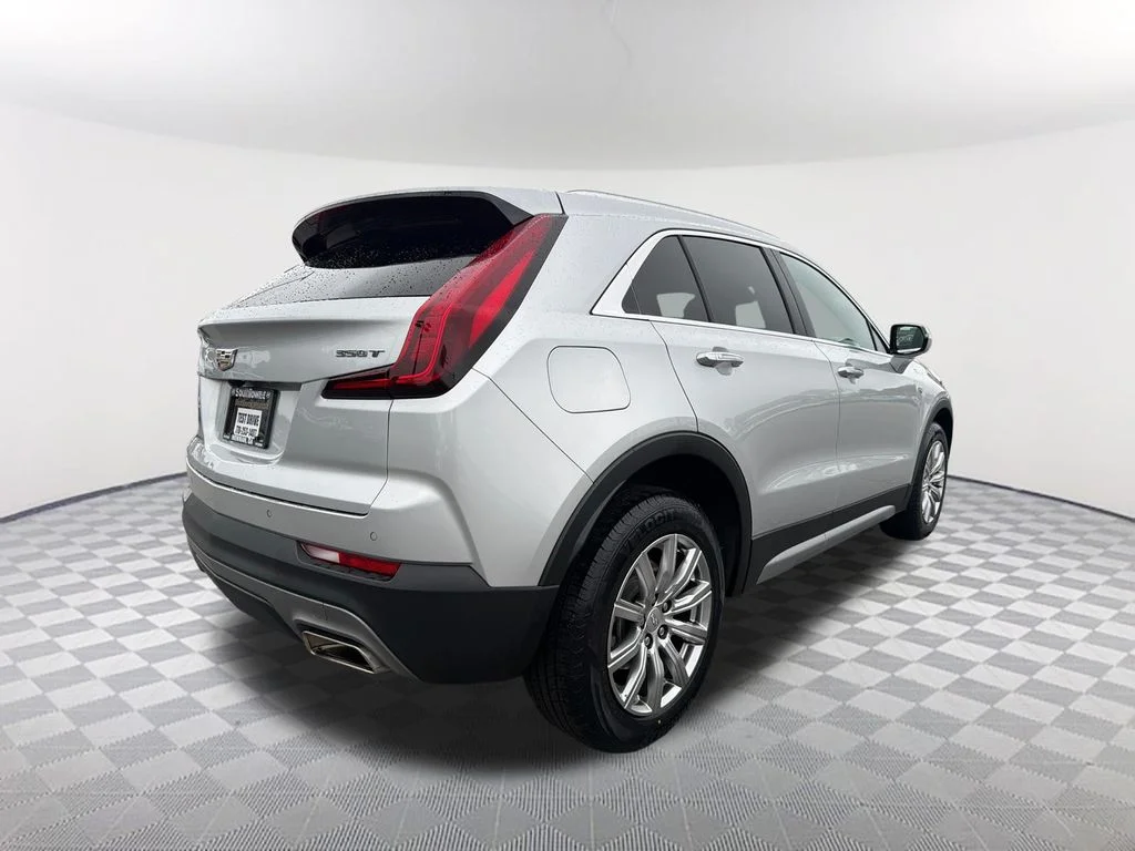 Used 2022 Silver Cadillac Premium Luxury image 5