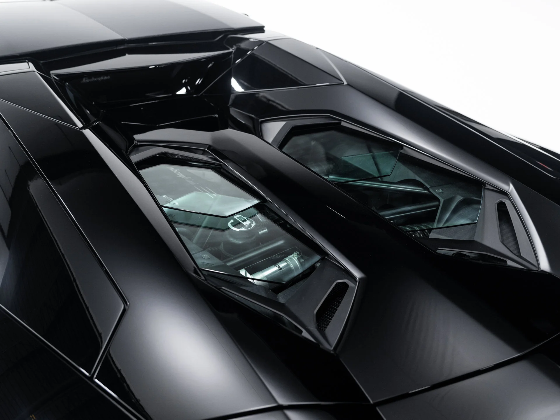 Used 2014  Lamborghini LP700-4 image 22