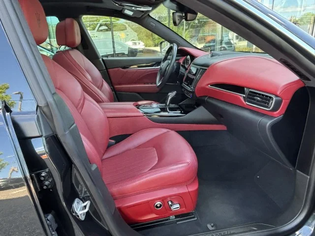 Used 2023 Nero Ribelle Metallic Maserati GT ~ Comfort & Convenience Package !!! image 27