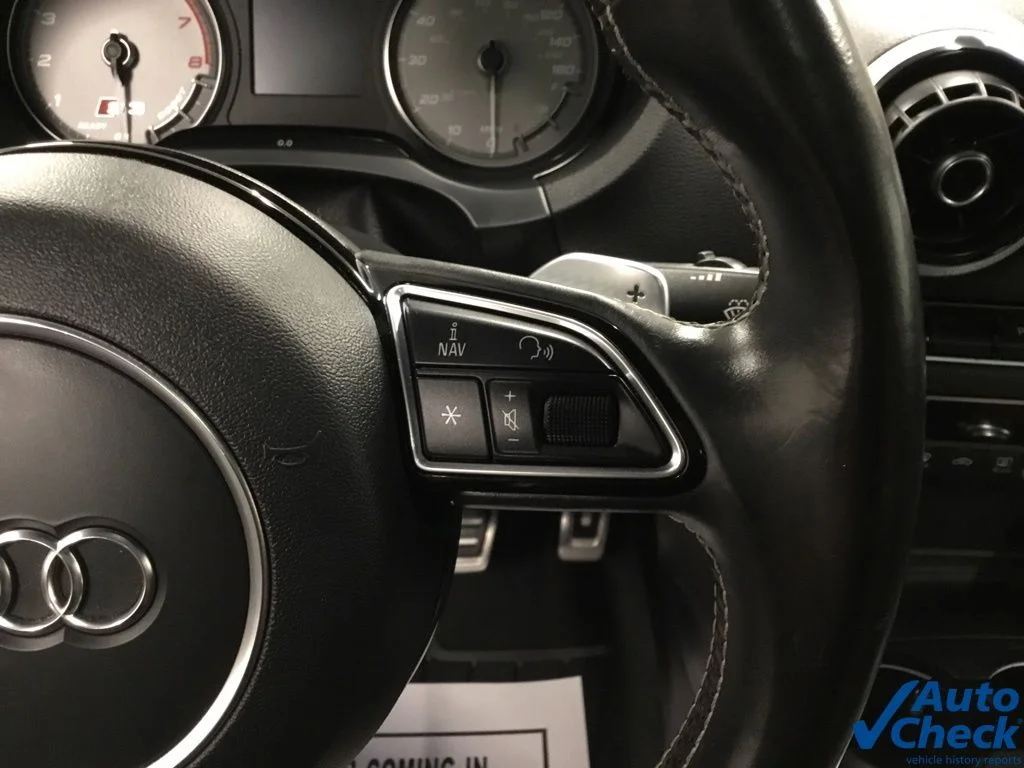 Used 2016 White Audi 2.0T Prestige image 47