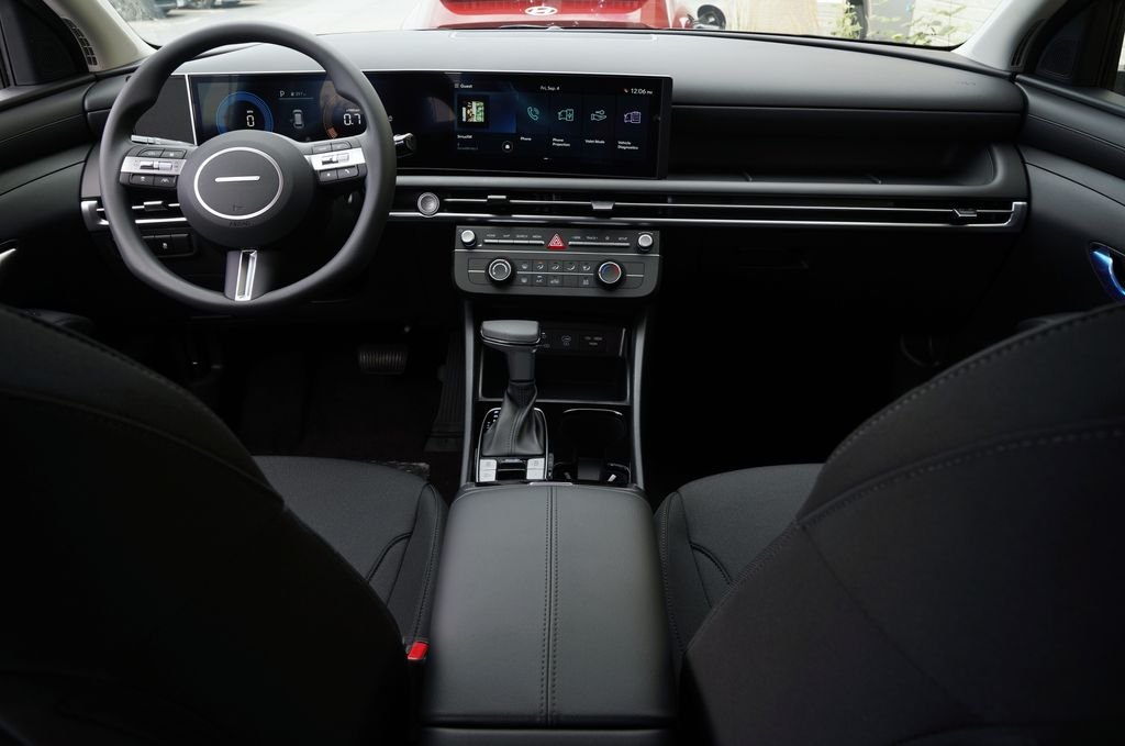 New 2026 Ecotronic Gray Hyundai SE image 24