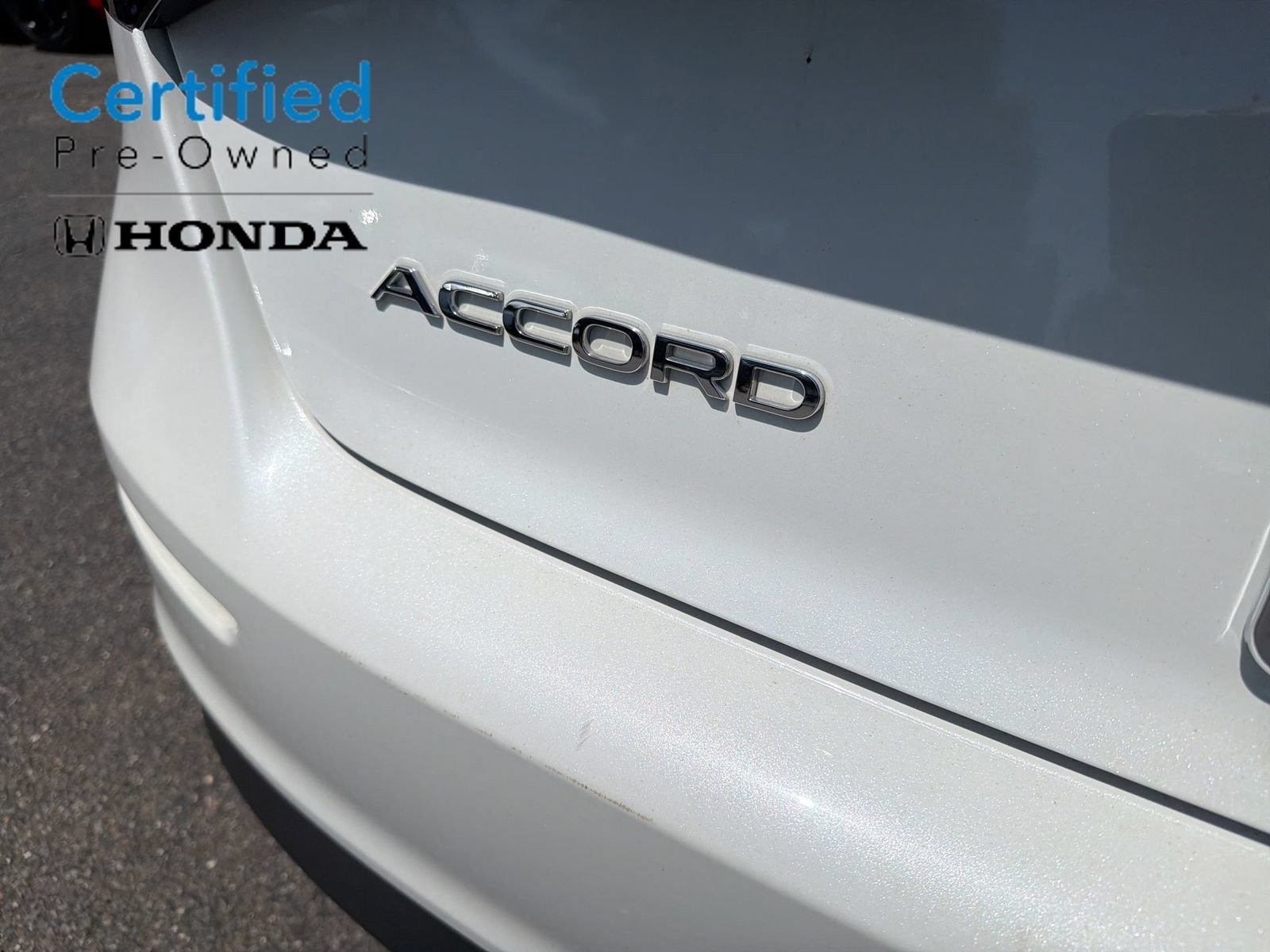 Certified Used 2024 Platinum White Pearl Honda LX image 51