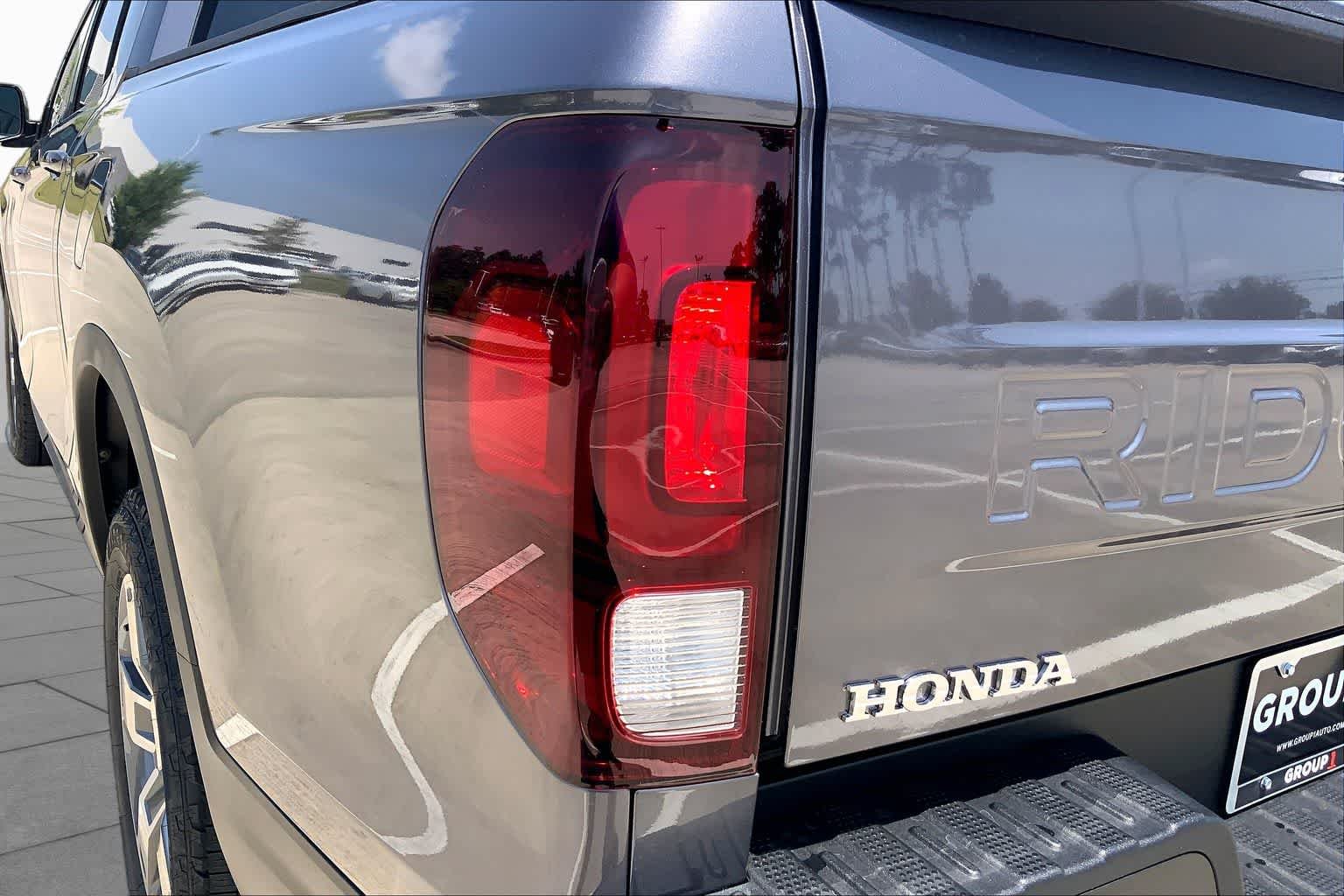 New 2026 Modern Steel Metallic Honda RTL image 14