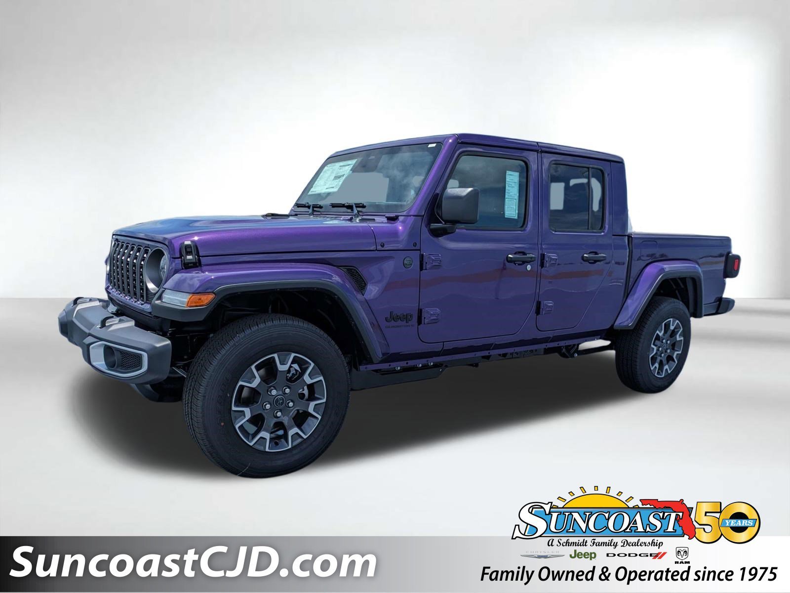 New 2026 Reign Exterior Paint Jeep Sahara image 1