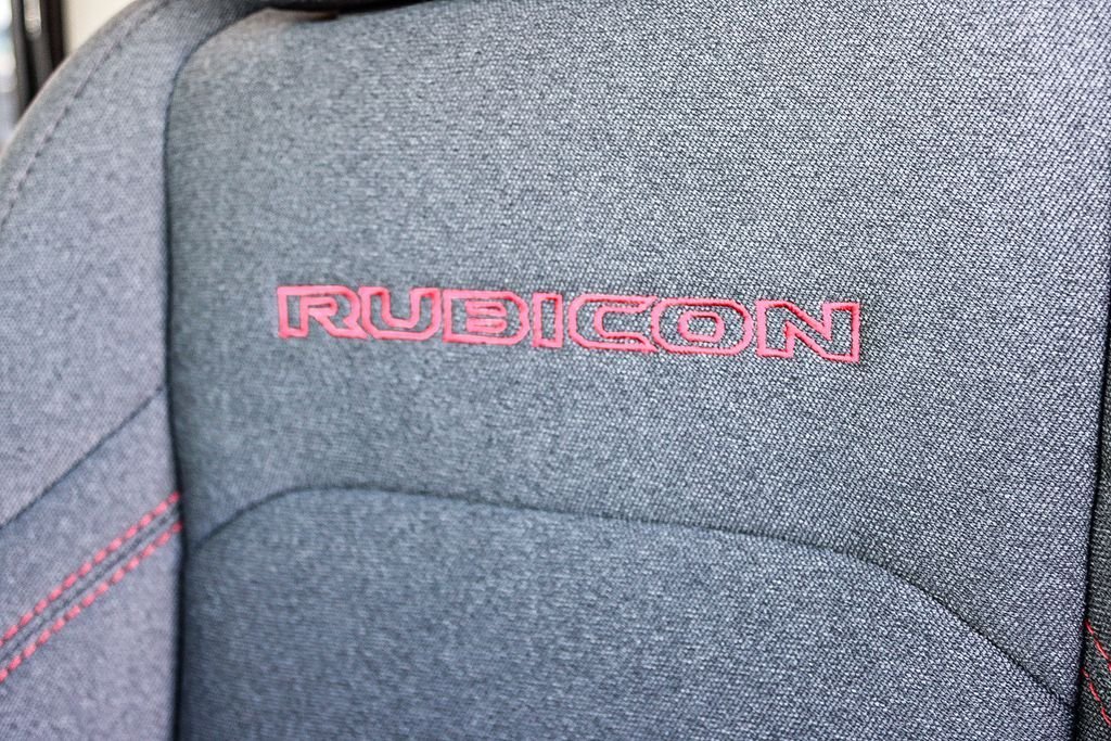 New 2026 Crystal Metallic Jeep Rubicon image 25