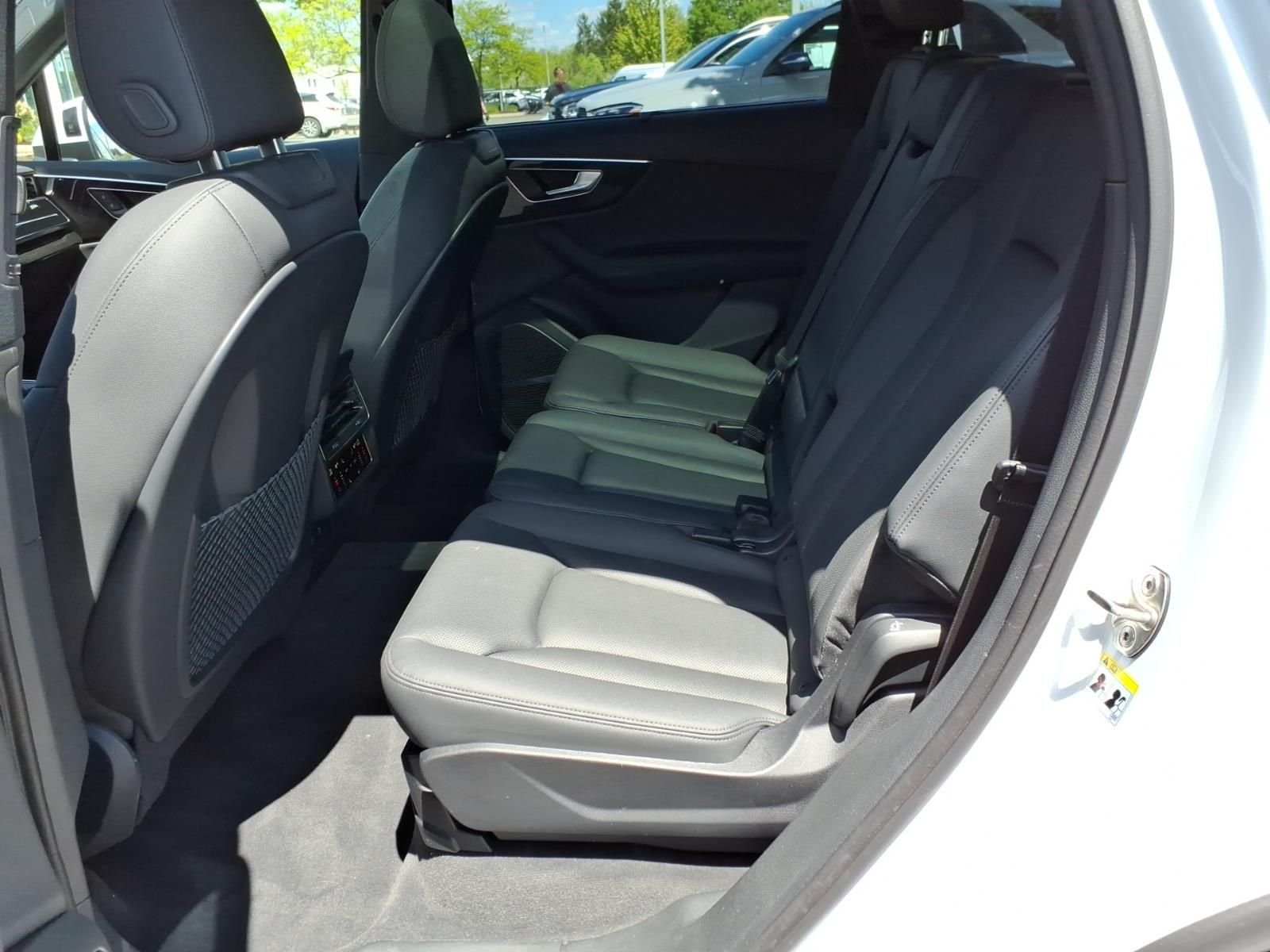 Used 2023 White Audi  image 13
