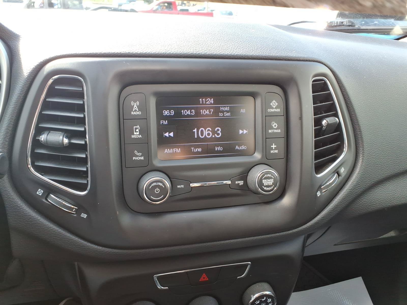 2018 Jeep Compass Latitude - Photo 28