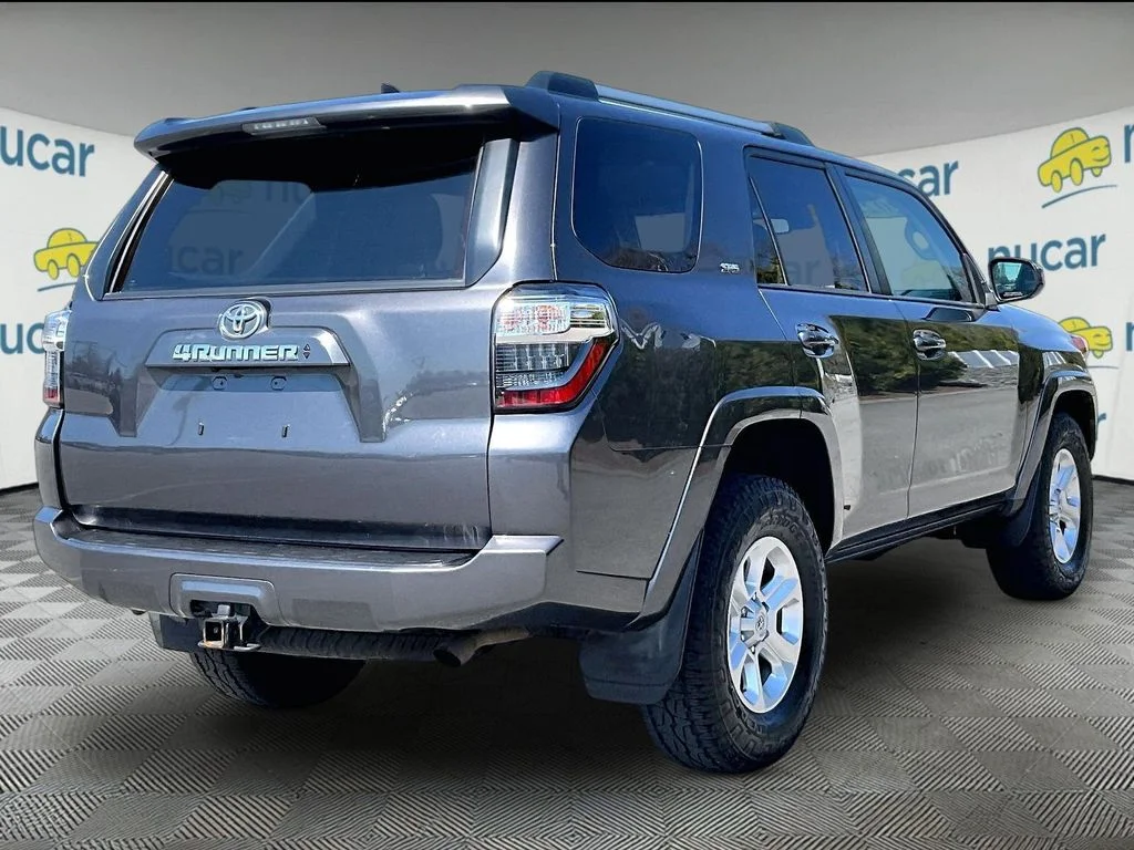 Used 2022 Magnetic Gray Metallic Toyota SR5 image 6