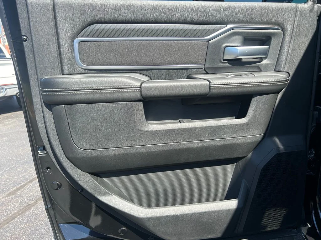 2025 RAM 2500 Big Horn - Photo 23