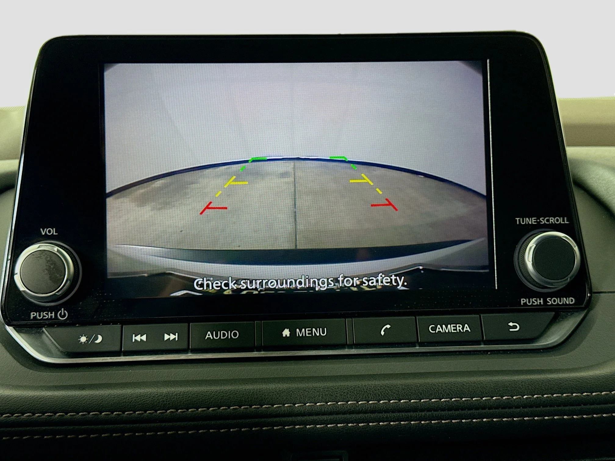 Used 2023  Nissan SV image 16
