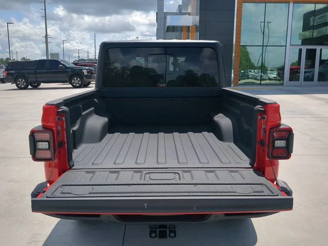 Used 2024 Red Jeep Sport S image 12