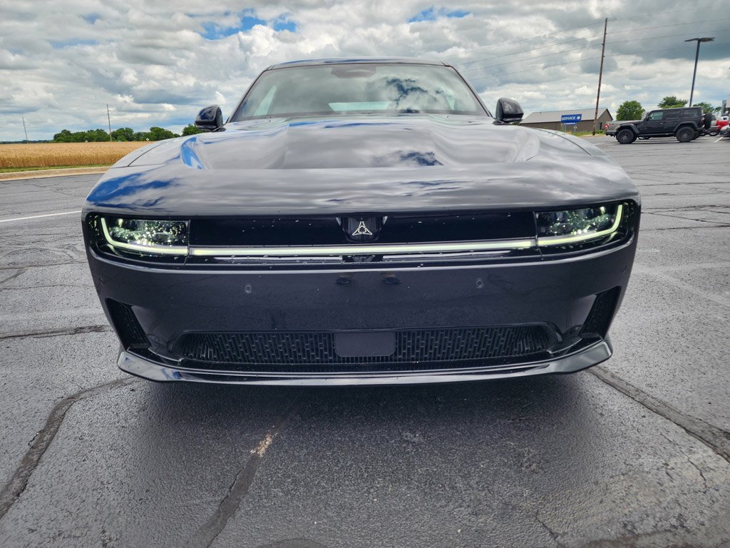 Used 2024 Dodge Charger Daytona Scat Pack with VIN 2C3CDBDKXRR207589 for sale in Monticello, IN