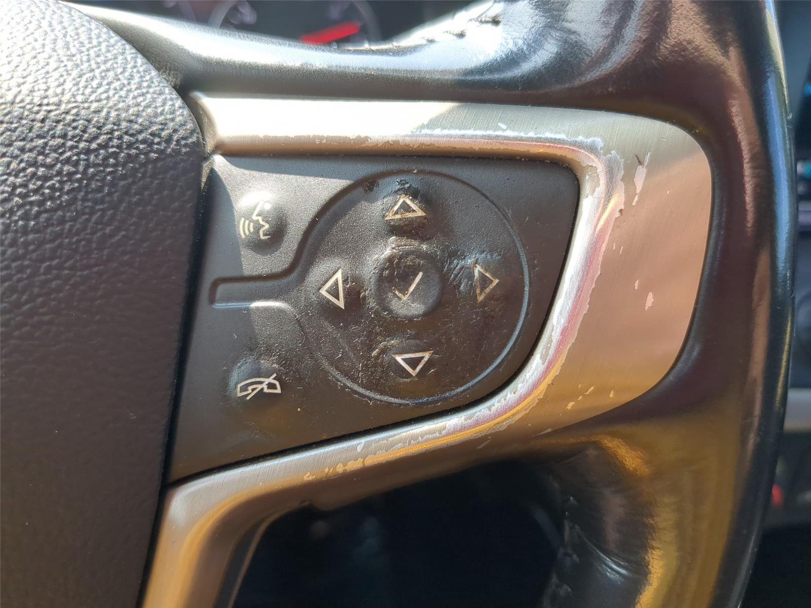 Used 2019 Red Quartz Tintcoat GMC Denali image 18