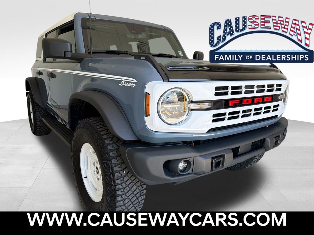 2023 Ford Bronco Heritage Edition's photo