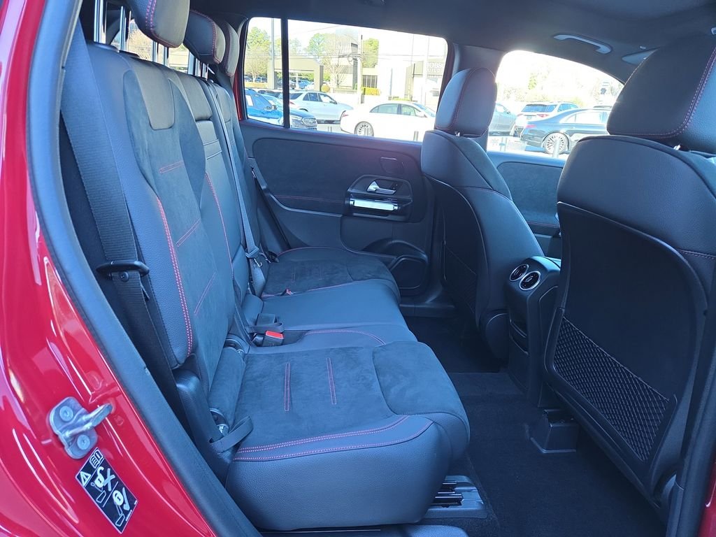 2026 Mercedes-Benz GLB GLB 250 - Photo 15