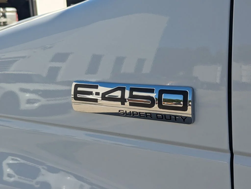 New 2026 Oxford White Ford E-450 DRW image 12