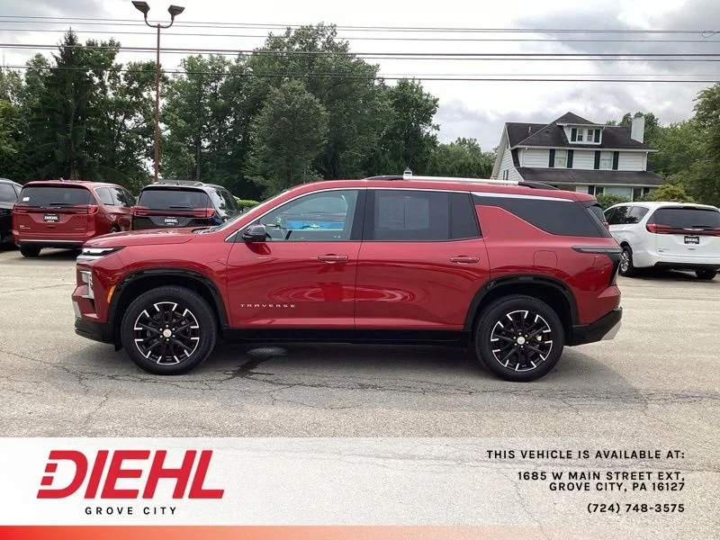 Used 2024 Red Chevrolet RS image 4