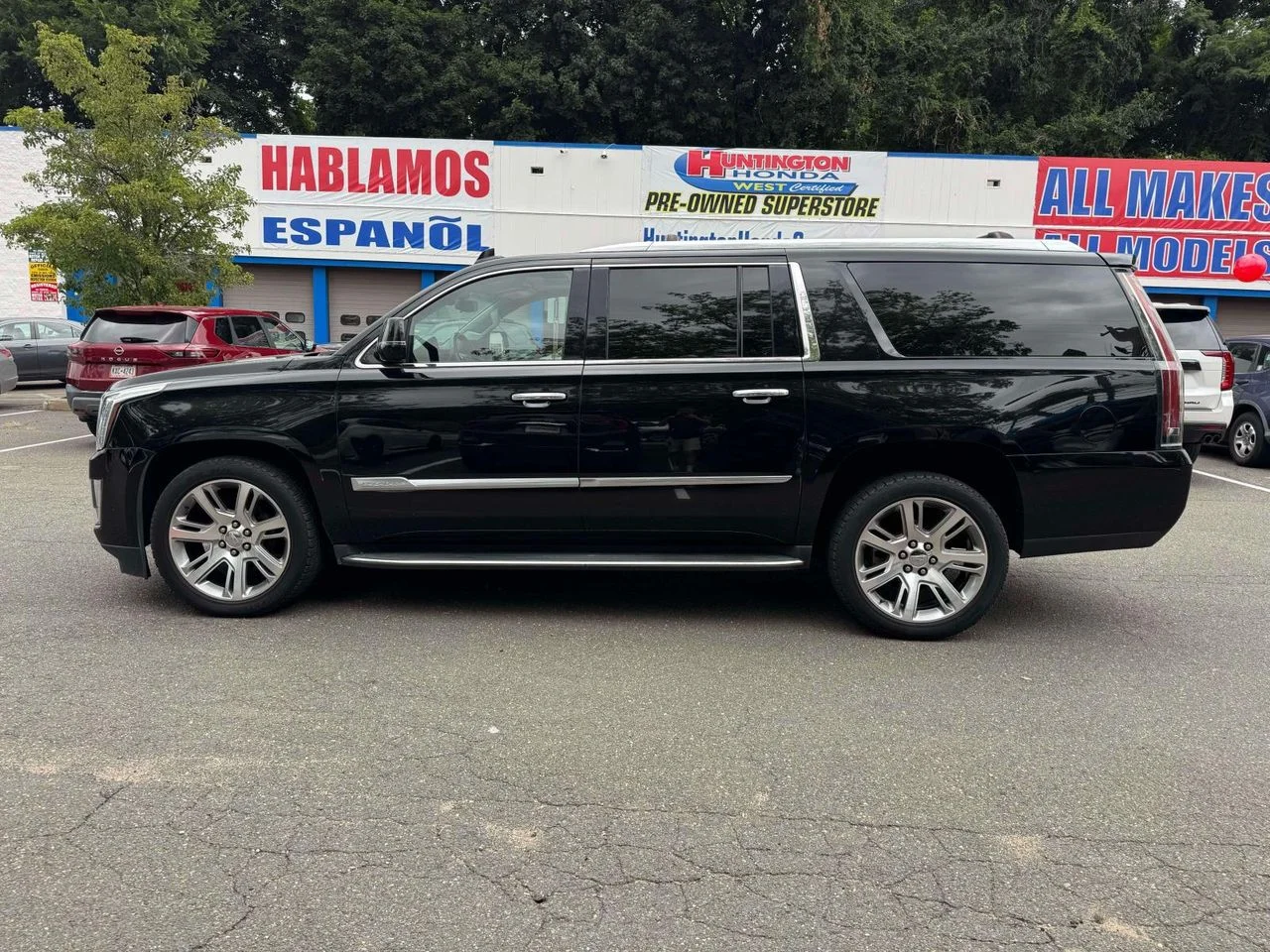 Used 2018 Black Raven Cadillac Luxury image 5