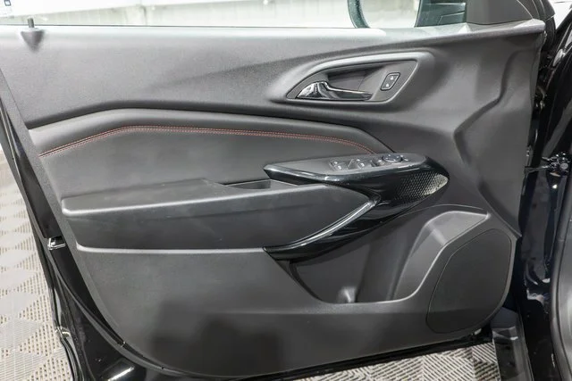 2026 Chevrolet Trax RS - Photo 14