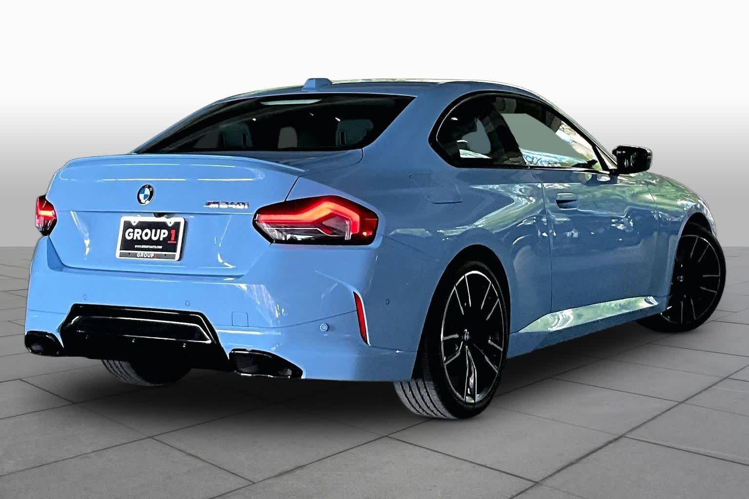 Used 2025 Zandvoort Blue BMW M240i image 12