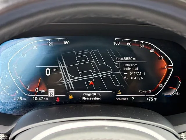 Used 2021 White BMW sDrive40i image 27