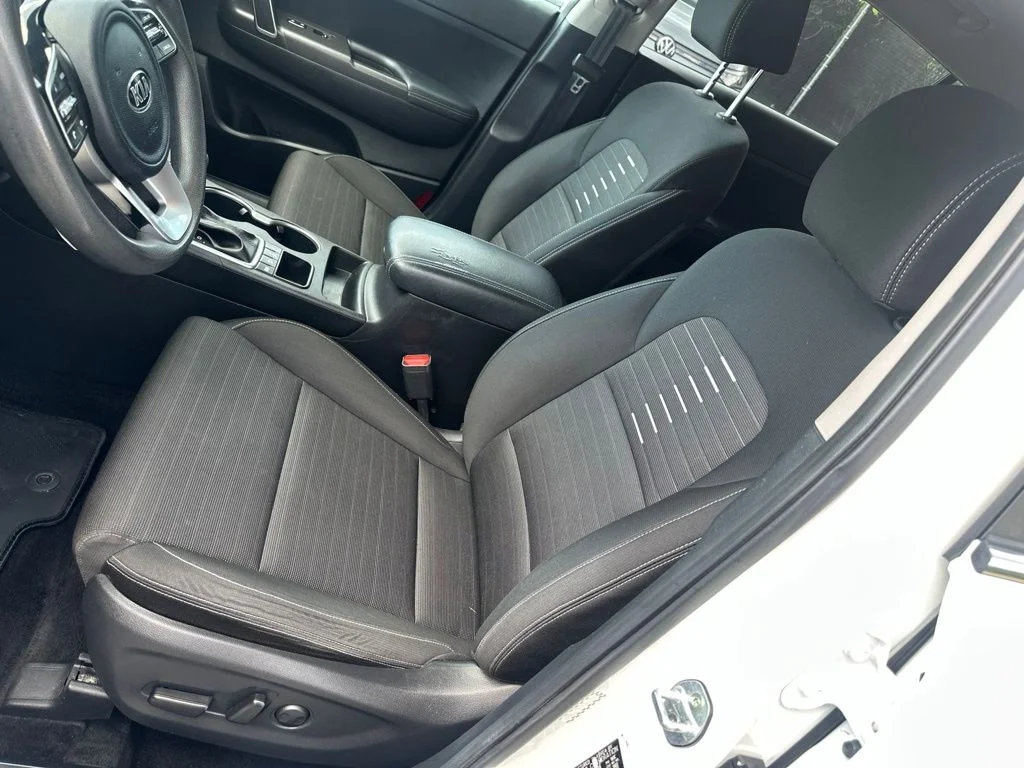Used 2020 White Kia LX image 10