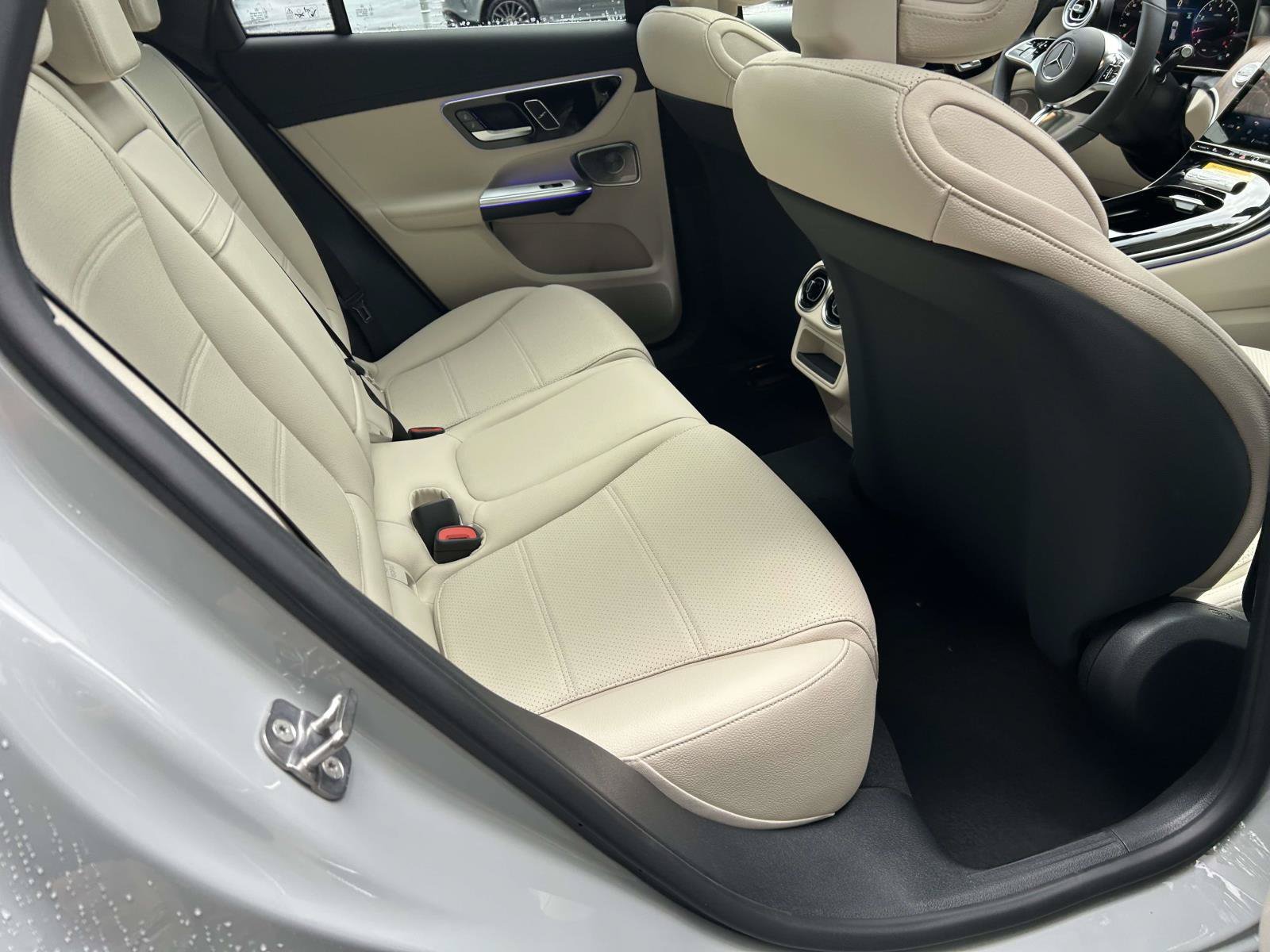 New 2027 MANUFAKTUR Alpine Grey Mercedes-Benz GLC 300 SUV image 39