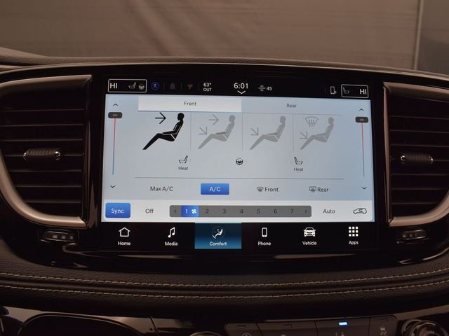 2026 Chrysler Pacifica Select - Photo 12