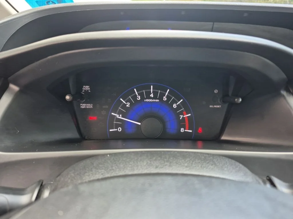 Used 2013 White Honda LX image 16