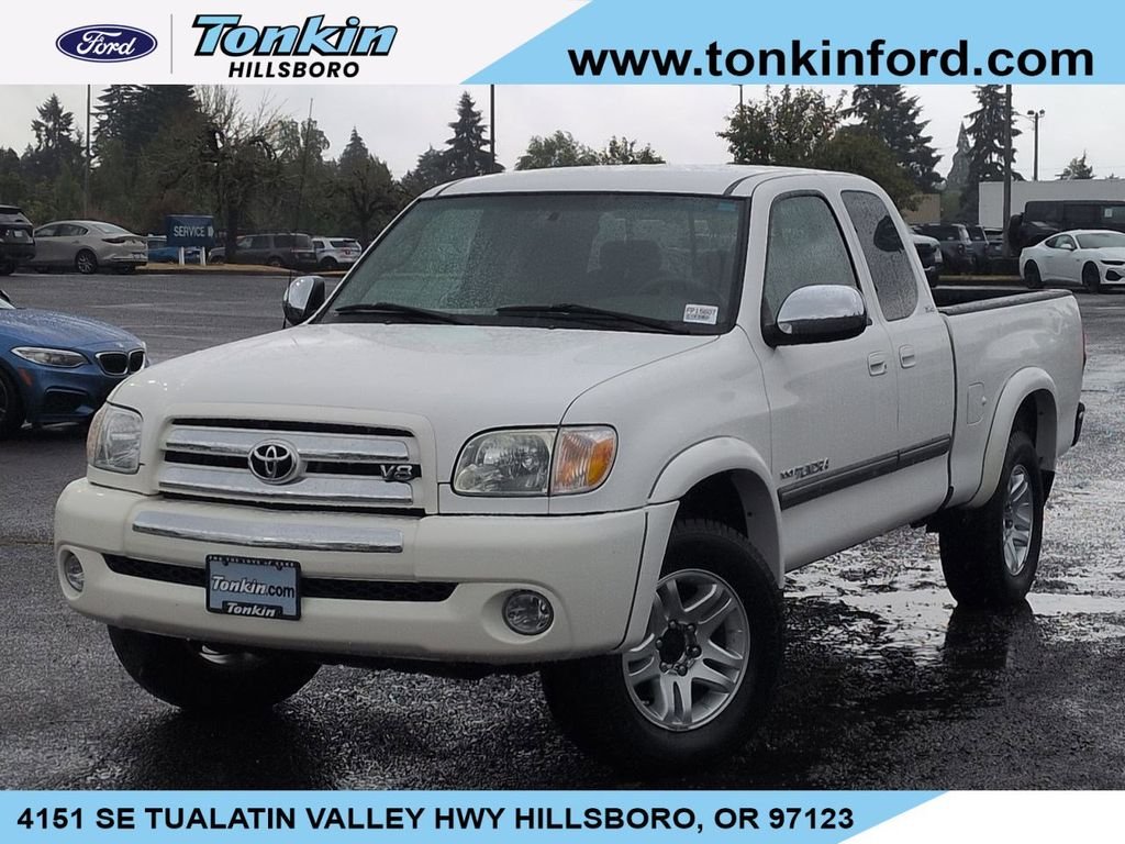 Used 2006 Natural White Toyota SR5 image 1