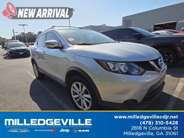 2017 Nissan Rogue Sport SV FWD's photo