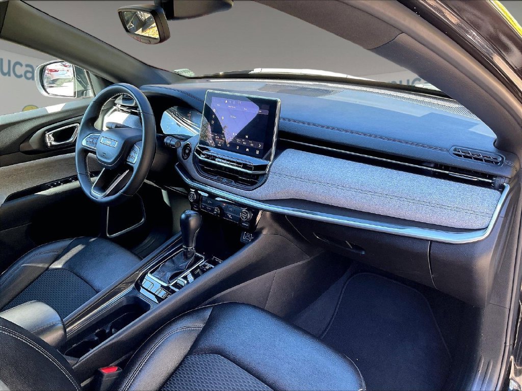 Used 2024 Black Jeep Latitude image 14