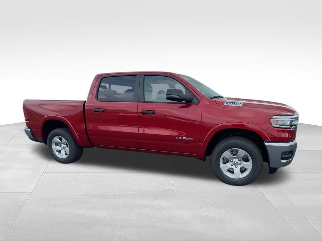 New 2026 Molten Red Pearl-Coat Exterior Paint RAM Big Horn/Lone Star image 9