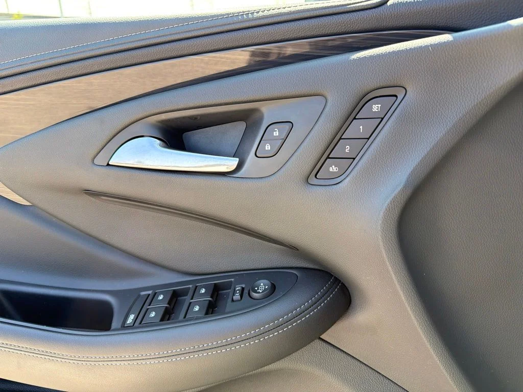 Used 2019 Gray Buick Essence image 18