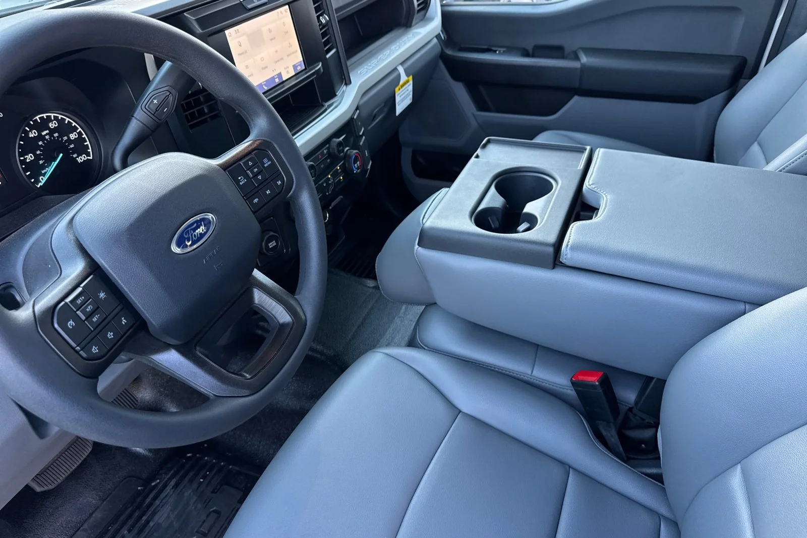New 2025 White Ford XL image 9