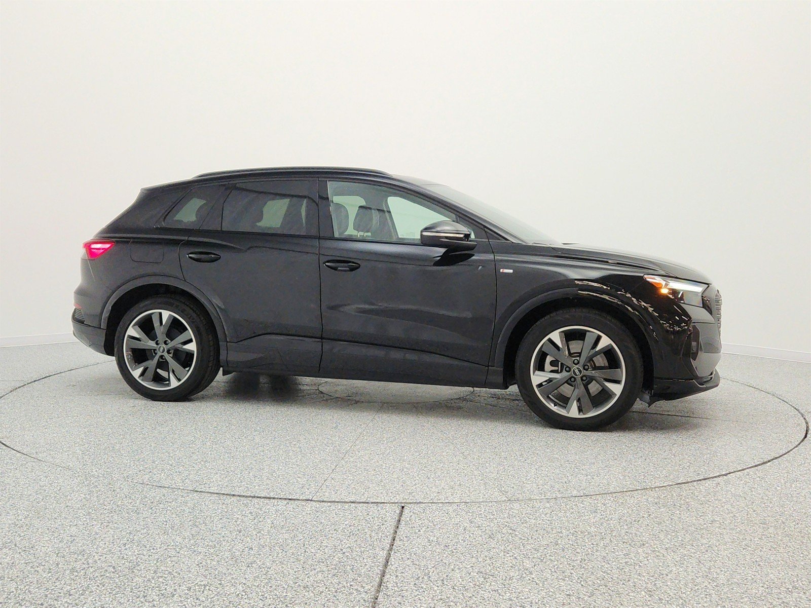 Used 2024 Mythos Black Metallic Audi Premium image 4