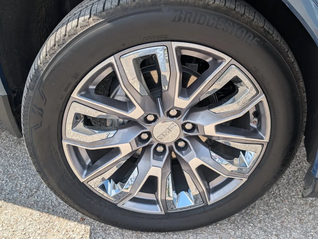 Used 2026 Blue GMC Denali image 11