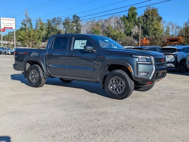 New 2027 White Nissan PRO-4X image 2