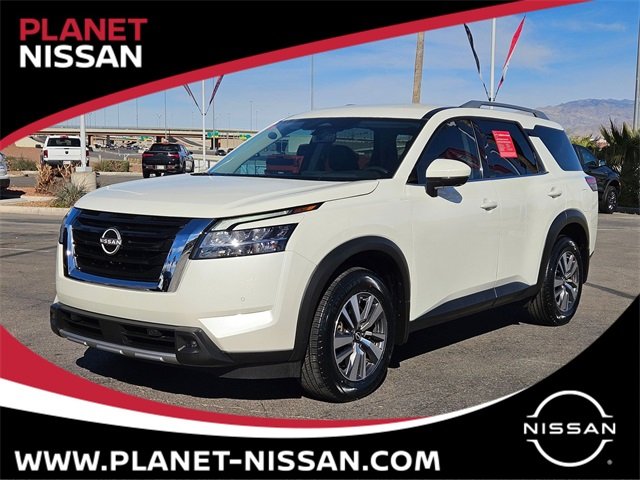2023 Nissan Pathfinder SL